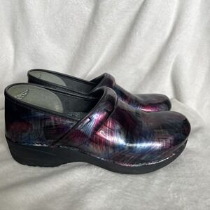 Dansko Women's XP 2.0 41 Color Sweep Patent Clog 10.5 11 Colorful
